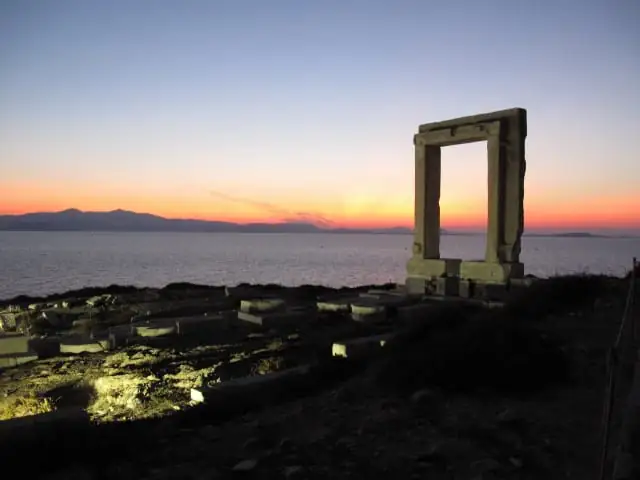 The Portara gate on Naxos at sunset