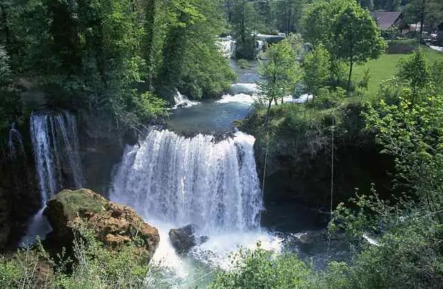 Waterfalls and watermills in the village of Rastoke